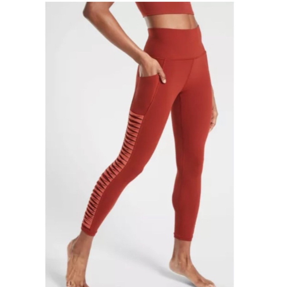 Athleta Salutation Stash Pocket II Twist 7/8 Tight Powervita Large